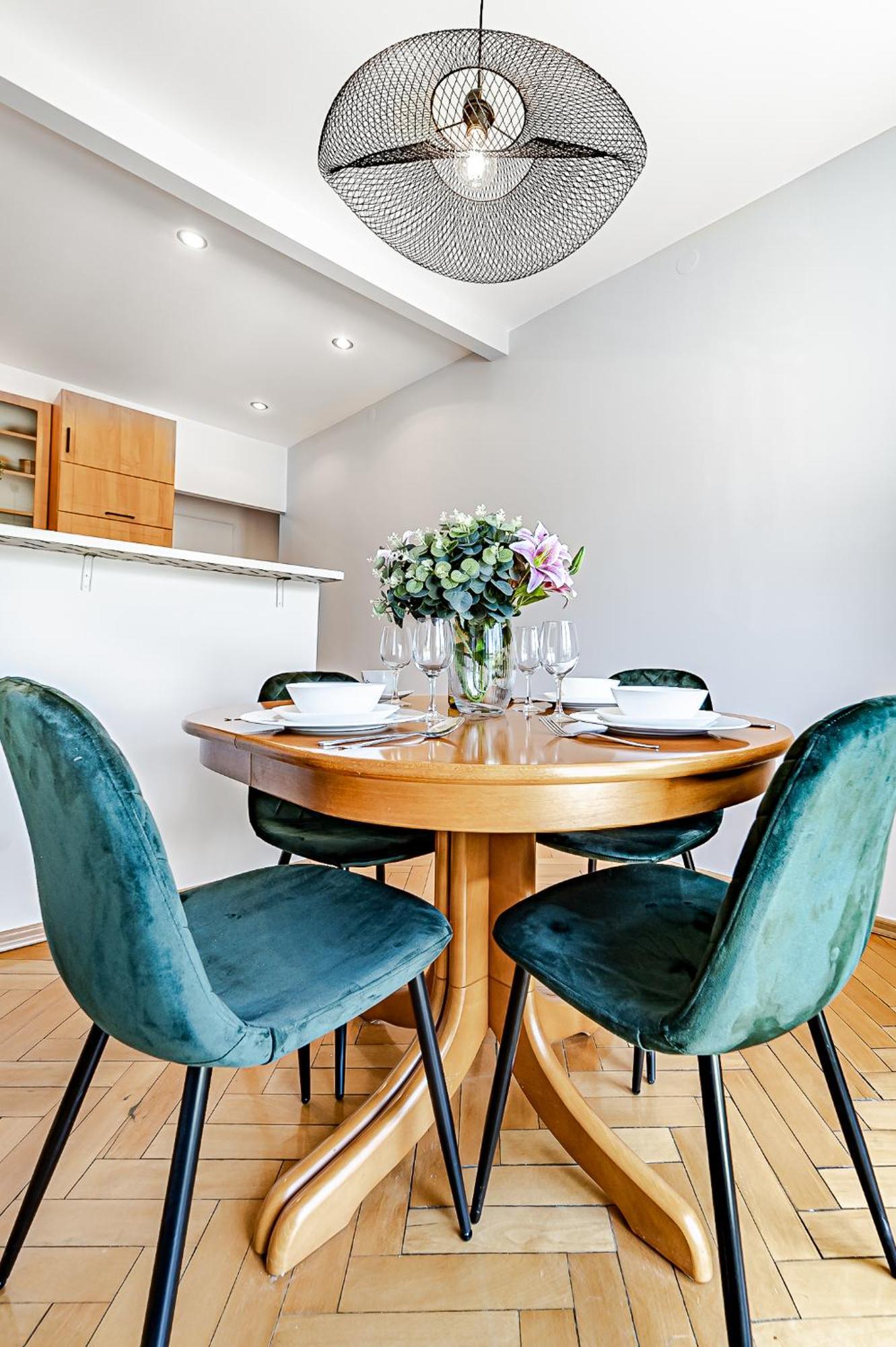 Warsaw Inside Wola & Business Apartment Ngoại thất bức ảnh