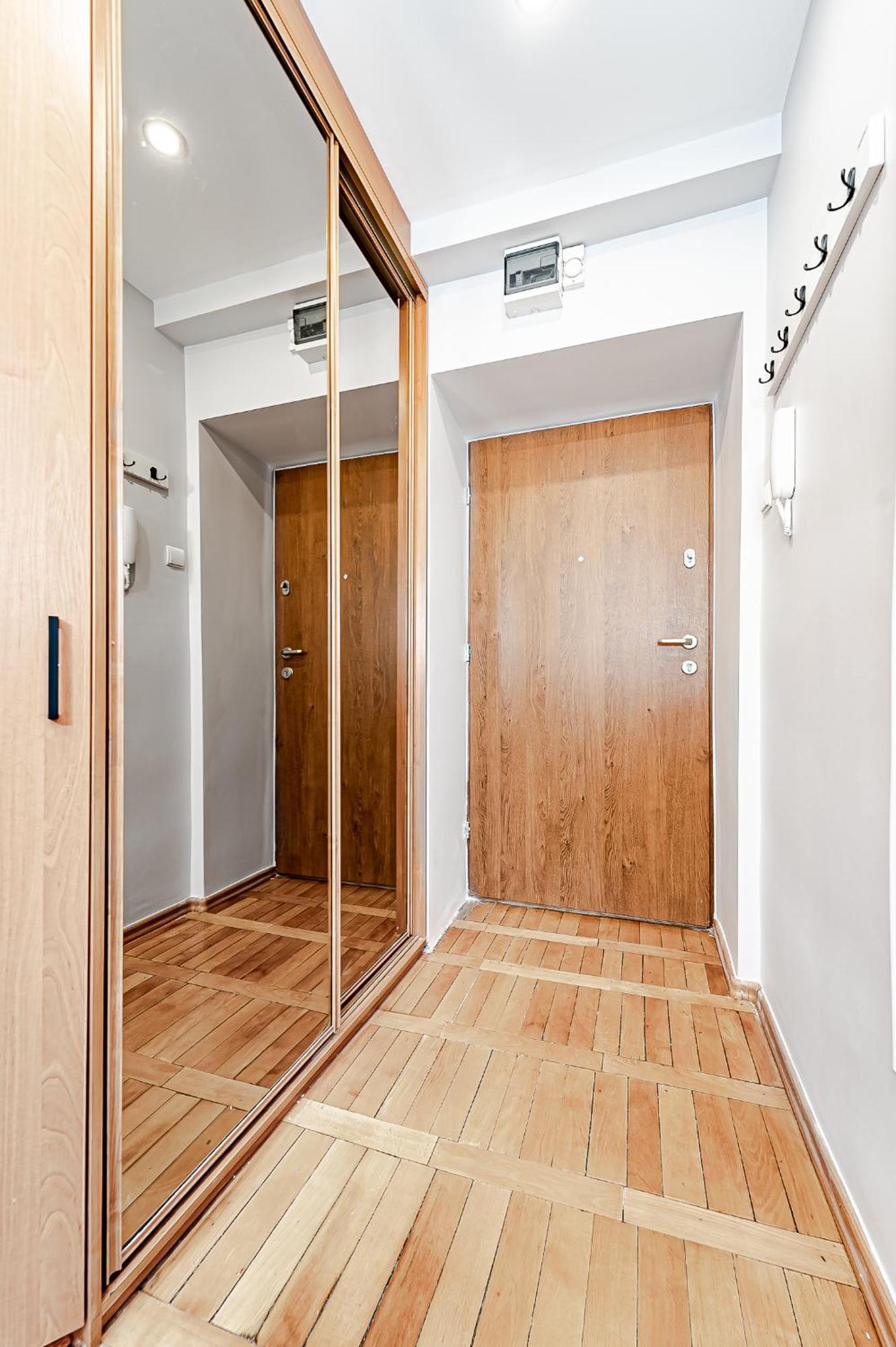 Warsaw Inside Wola & Business Apartment Ngoại thất bức ảnh